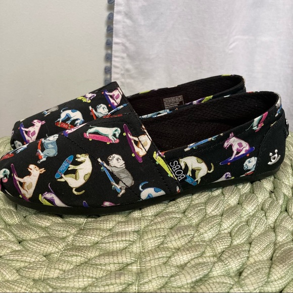 NWOT  Bobs for the Dogs Skechers slip ons skateboarding dog pattern - Picture 3 of 10